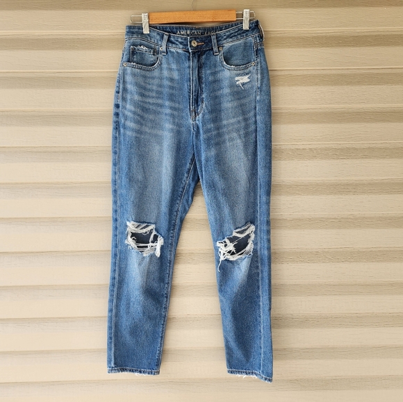 American Eagle mom distressed jeans size 6 - Picture 2 of 13